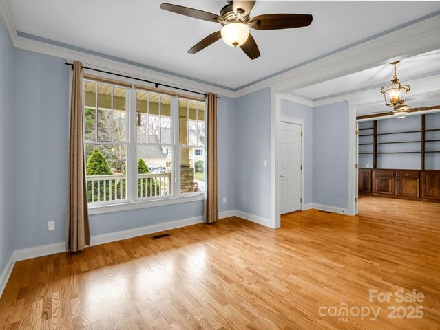 49 White Ash Drive, Asheville, NC 28803