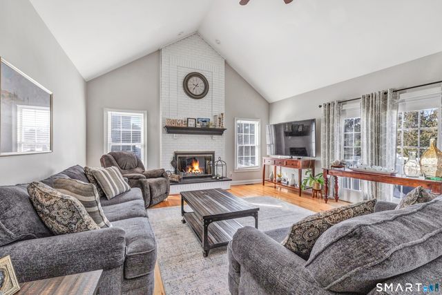 55 Old Dairy Lane, Shelton, CT 06484