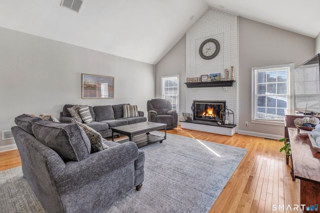 55 Old Dairy Lane, Shelton, CT 06484