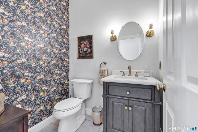 55 Old Dairy Lane, Shelton, CT 06484