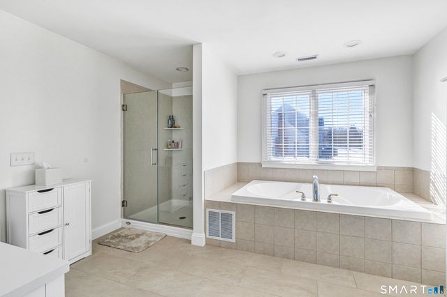 55 Old Dairy Lane, Shelton, CT 06484