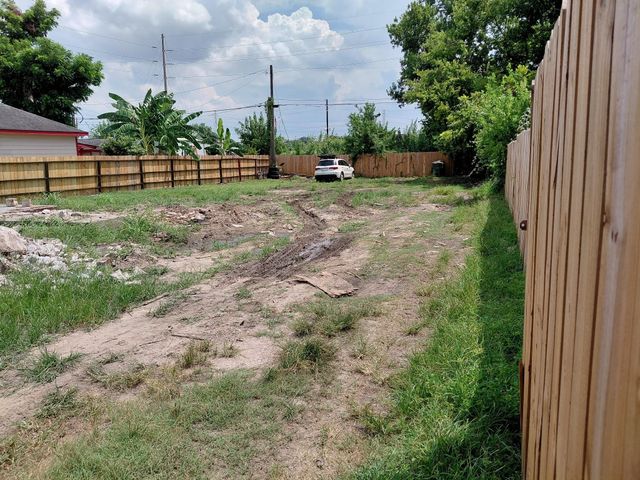 3210 Oklahoma Street, Houston, TX 77093