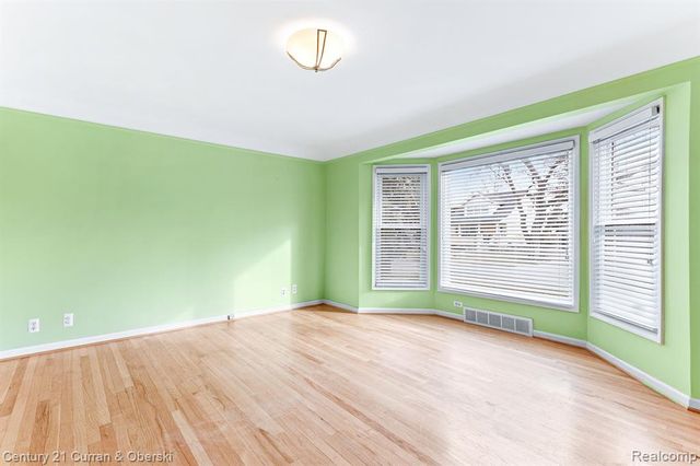 4217 Cooper Avenue, Royal Oak, MI 48073