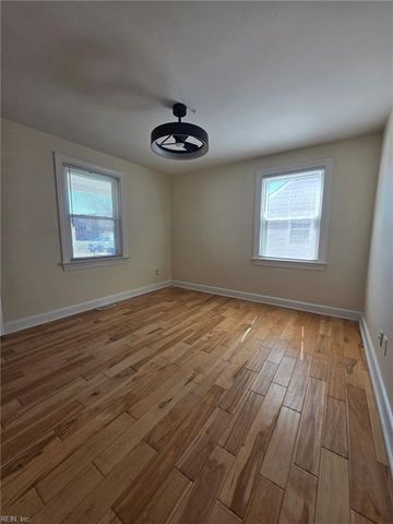 9659 14th View ST, Norfolk, VA 23503