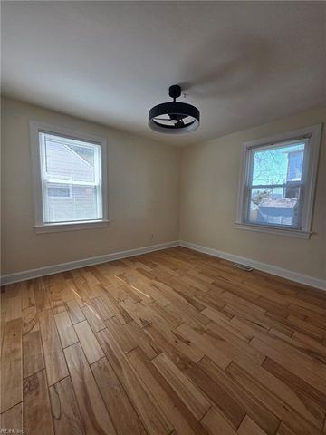 9659 14th View ST, Norfolk, VA 23503