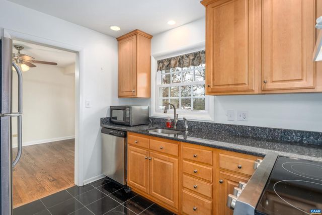 150 N BENNINGTON RD, Charlottesville, VA 22901