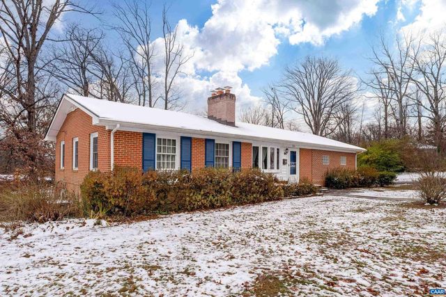 150 N BENNINGTON RD, Charlottesville, VA 22901