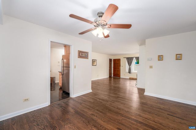 150 N BENNINGTON RD, Charlottesville, VA 22901