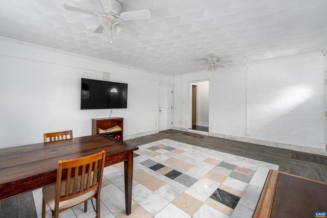 150 N BENNINGTON RD, Charlottesville, VA 22901