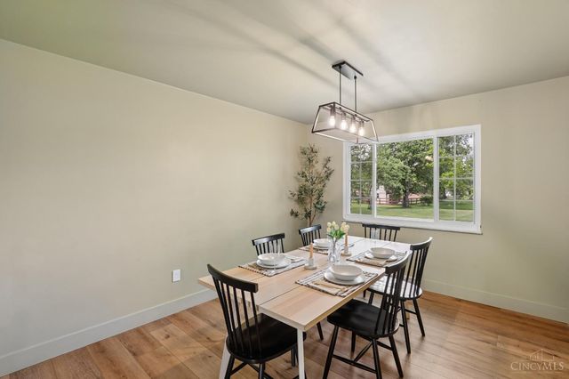 8049 Shade Tree Drive, West Chester, OH 45069