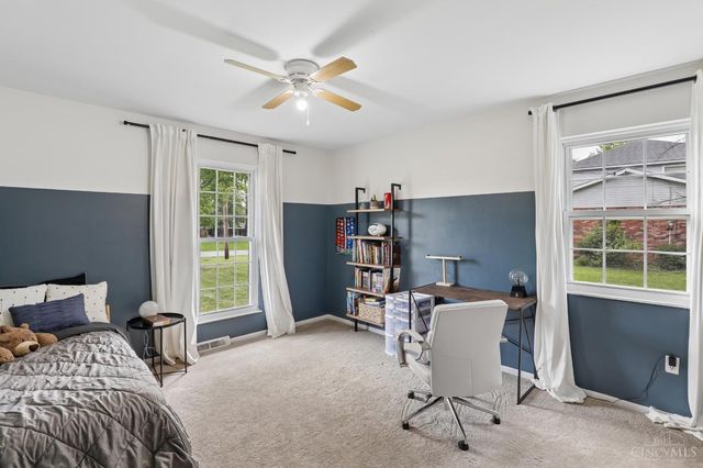 8049 Shade Tree Drive, West Chester, OH 45069