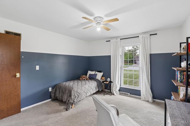 8049 Shade Tree Drive, West Chester, OH 45069