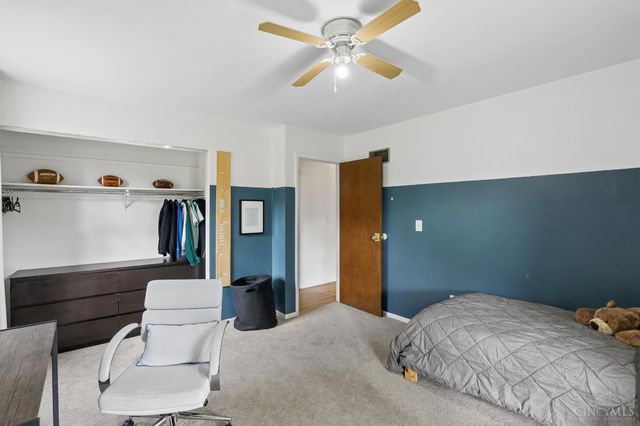 8049 Shade Tree Drive, West Chester, OH 45069