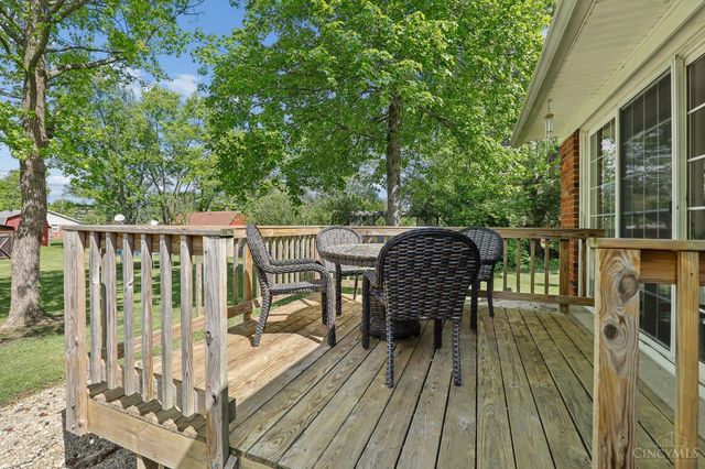 8049 Shade Tree Drive, West Chester, OH 45069