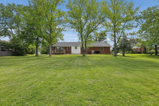 8049 Shade Tree Drive, West Chester, OH 45069