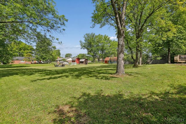 8049 Shade Tree Drive, West Chester, OH 45069