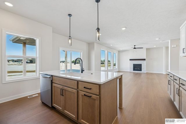 20808 Kansas Avenue, Elkhorn, NE 68022