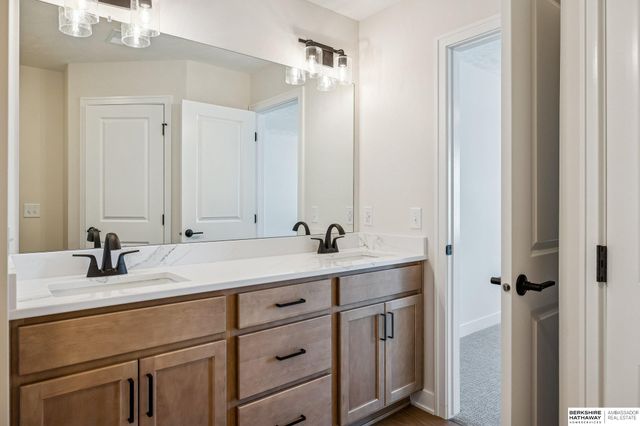 20808 Kansas Avenue, Elkhorn, NE 68022