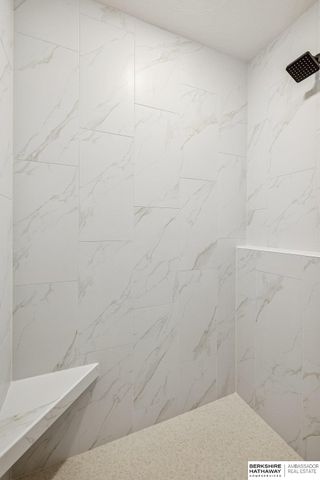 20808 Kansas Avenue, Elkhorn, NE 68022