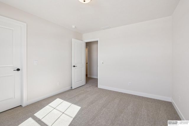 20808 Kansas Avenue, Elkhorn, NE 68022