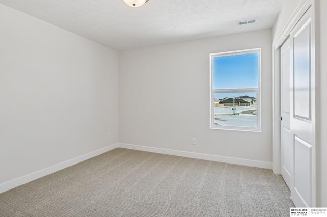 20808 Kansas Avenue, Elkhorn, NE 68022