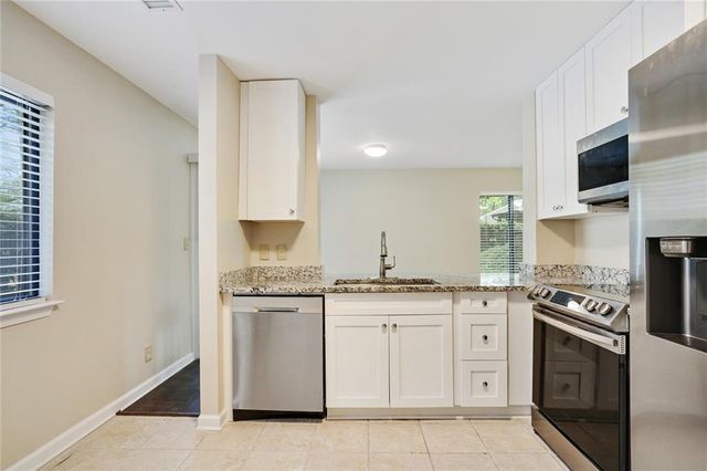 2953 Torreya Way SE, Marietta, GA 30067