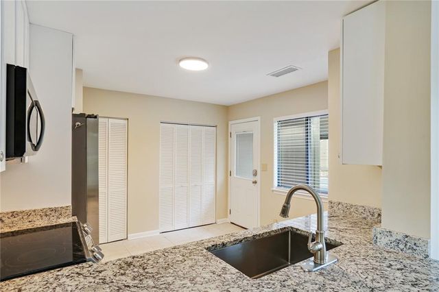 2953 Torreya Way SE, Marietta, GA 30067