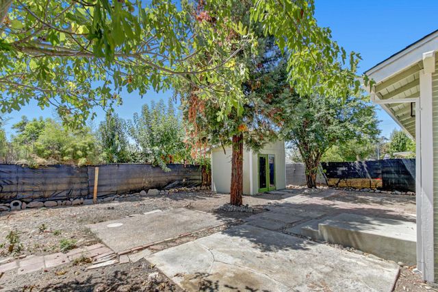 2820 26th Ave, Sacramento, CA 95820