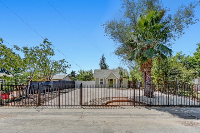 2820 26th Ave, Sacramento, CA 95820