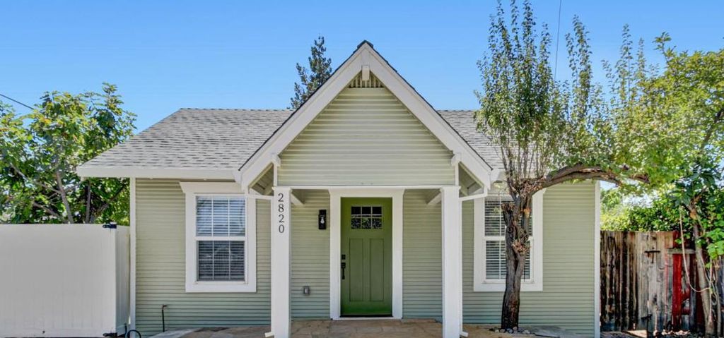 2820 26th Ave, Sacramento, CA 95820
