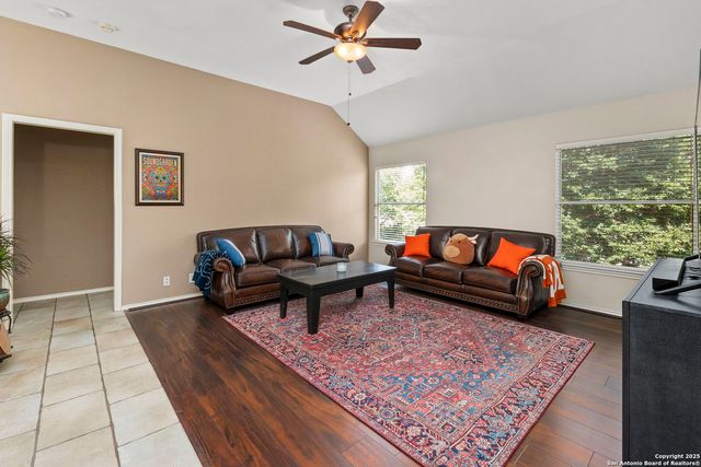 8807 Brae Crest, San Antonio, TX 78249