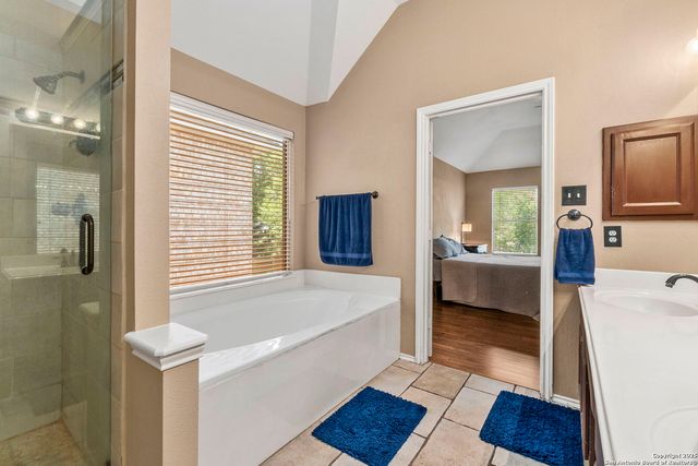 8807 Brae Crest, San Antonio, TX 78249