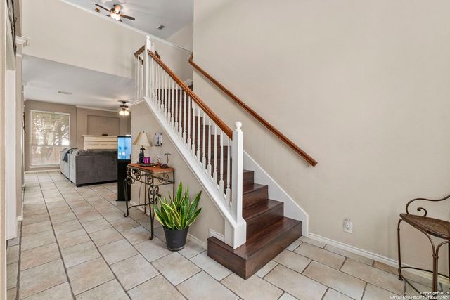 8807 Brae Crest, San Antonio, TX 78249