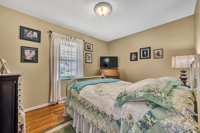 40 Fairfield LN, Troutville, VA 24175