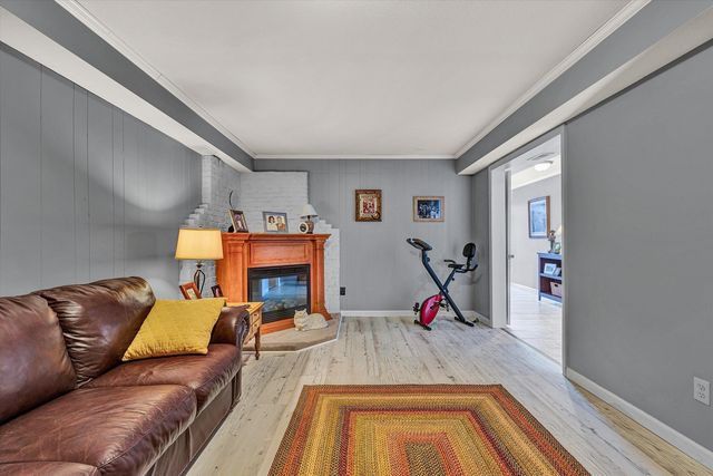 40 Fairfield LN, Troutville, VA 24175