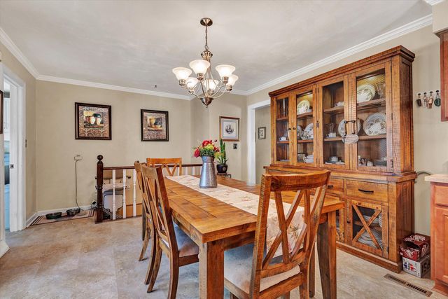 40 Fairfield LN, Troutville, VA 24175