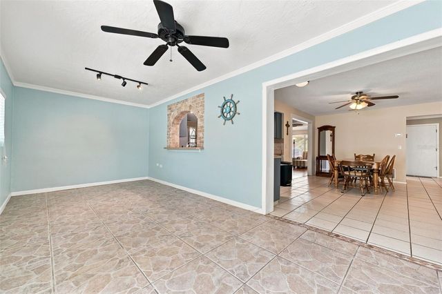 2069 KINGFISHER DRIVE, Palm Harbor, FL 34683