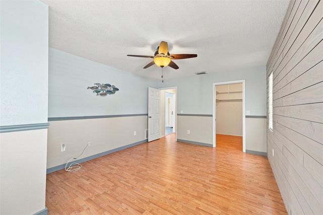 2069 KINGFISHER DRIVE, Palm Harbor, FL 34683