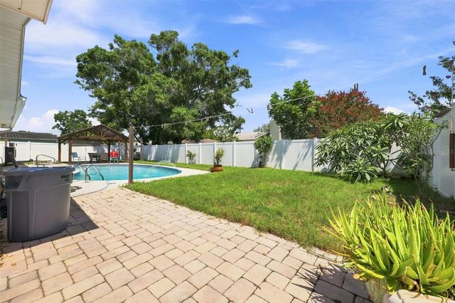 2069 KINGFISHER DRIVE, Palm Harbor, FL 34683