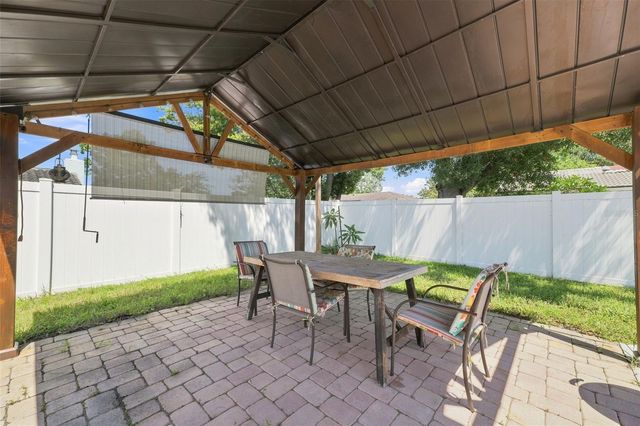 2069 KINGFISHER DRIVE, Palm Harbor, FL 34683