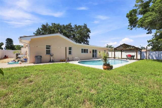 2069 KINGFISHER DRIVE, Palm Harbor, FL 34683