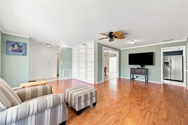 2069 KINGFISHER DRIVE, Palm Harbor, FL 34683