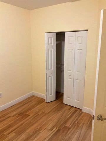 6639 Hidden Cove Drive 4-7, Davie, FL 33314