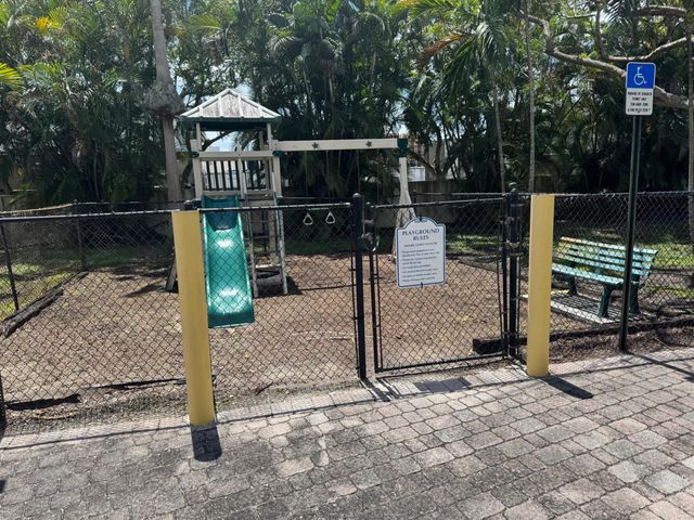 6639 Hidden Cove Drive 4-7, Davie, FL 33314