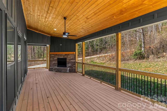 189 Clinchfield Gap Road, Marion, NC 28752