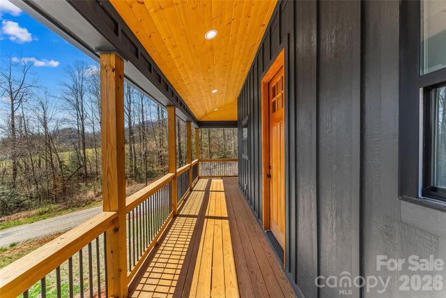 189 Clinchfield Gap Road, Marion, NC 28752