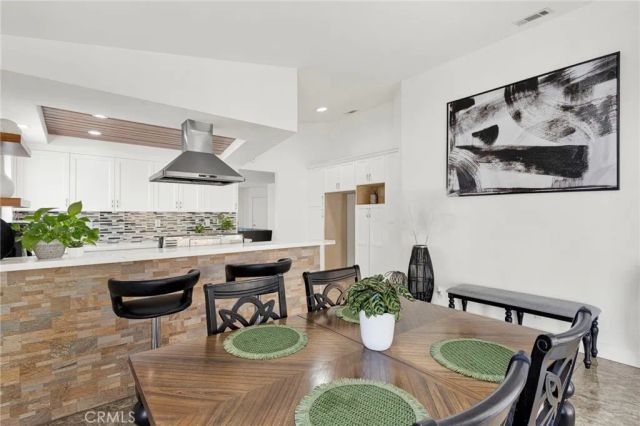 12400 Emeraldstone Dr., Victorville, CA 92392