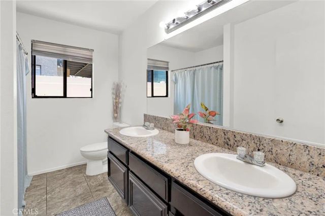 12400 Emeraldstone Dr., Victorville, CA 92392