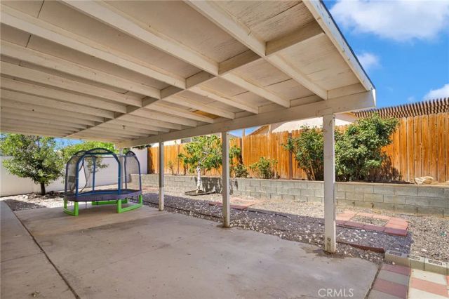12400 Emeraldstone Dr., Victorville, CA 92392
