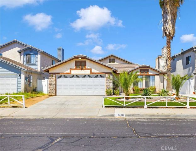12400 Emeraldstone Dr., Victorville, CA 92392